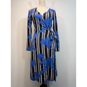 Diane von Furstenberg Silk Wrap Dress Blue Floral Stripe Size 4